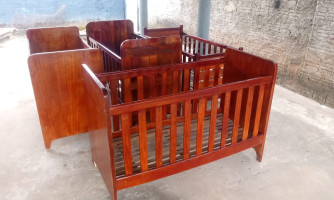 Reeducandos reformam berços, confeccionam cortinas e uniformes para rede municipal de ensino de Alto Araguaia