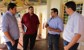 Em encontro com reitor, prefeito discute curso de Direto regular e novas turmas especiais para Alto Araguaia