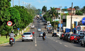 DNIT fará restauração da Avenida Carlos Hugueney e senador anunciará R$ 400 mil para saúde em Alto Araguaia