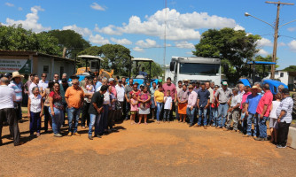 Prefeito Gustavo Melo entrega tratores e implementos agrícolas para agricultura familiar em Alto Araguaia