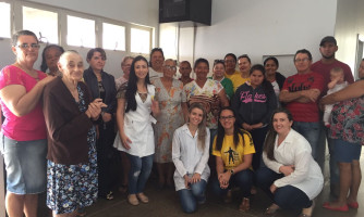 Grupo de hipertensos e diabéticos de Alto Araguaia, recebem orientações de profissionais da saúde