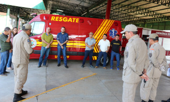 Secretaria de Saúde de Alto Araguaia equipa ambulância resgate do Corpo de Bombeiros do município