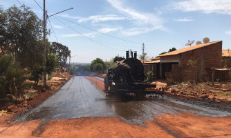 Prefeitura inicia imprimação para pavimentar ruas no Bairro Professora Maria das Graças de Souza Pinto