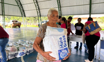 Assistência Social leva atendimentos, entrega cestas básicas e ovos de chocolate às famílias do Distrito do Buriti
