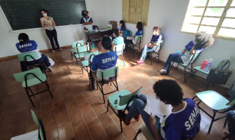Cursos de salgadeira e assistente de pessoal capacitam araguaienses