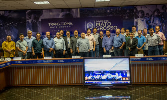 Prefeito, vereadores e produtores se reúnem com governador de MT; obra de ponte sobre Rio Ariranha é liberada