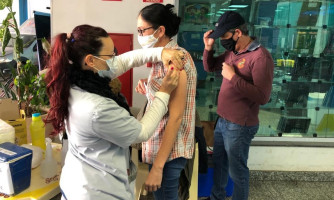Com baixa adesão, Saúde promove vacinação itinerante contra a gripe em Alto Araguaia