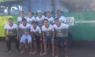 Delegação de Alto Araguaia disputa título nos Jogos Estaduais Estudantis Mato-grossenses em Água Boa