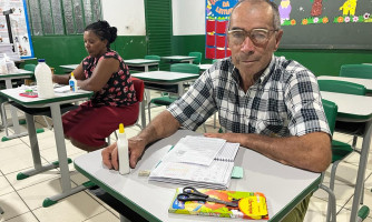 Araguaiense retoma estudos através do Programa Mais MT Muxirum após 53 anos fora da sala de aula