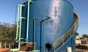 Engenheira sanitarista orienta moradores de Alto Araguaia sobre rede de esgoto
