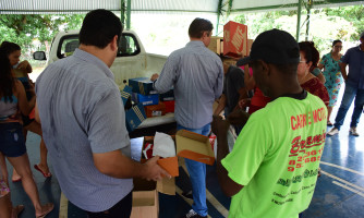 Secretaria de Assistência Social faz serviço itinerante e leva benefícios a famílias do Distrito do Buriti