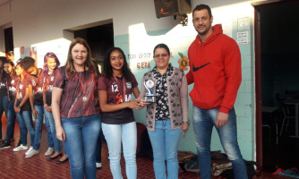 Futsal feminino de Alto Araguaia conquista terceiro lugar nos jogos escolares estadual