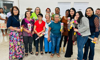 Mulheres araguaienses recebem homenagens através de ações desenvolvidas pela Assistência Social