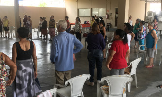 Grupo da Melhor Idade tem tarde de confraternização na sede da Maçonaria em Alto Araguaia