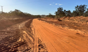 Alargamento da MT-462, na região do Paraíso, é realizado em parceria com produtores