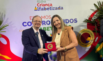 Alto Araguaia é Selo Ouro no Alfabetiza MT e Selo Ouro nacional em alfabetização