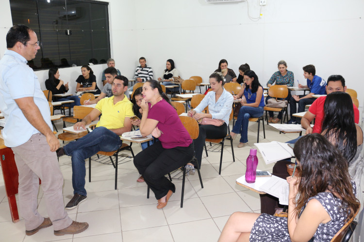 Parceria entre prefeitura e Sebrae oferece curso de gestão visual de loja em Alto Araguaia