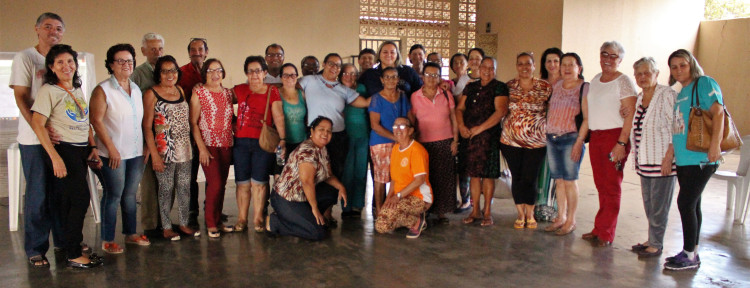 Grupo da Melhor Idade de Alto Araguaia recebe orientações sobre conselho, estatuto e maus-tratos contra idoso