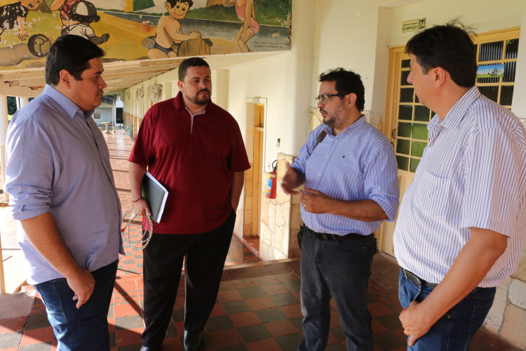 Em encontro com reitor, prefeito discute curso de Direto regular e novas turmas especiais para Alto Araguaia