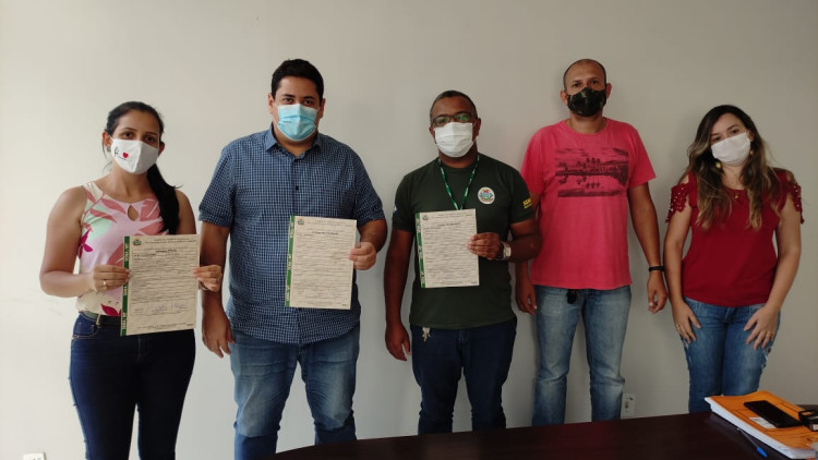 Prefeitura recebe licenças ambientais para Associação de Catadores de Alto Araguaia