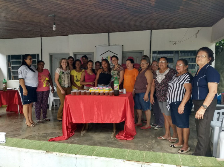 Curso de crochê é finalizado pela Assistência Social de Alto Araguaia e proporciona melhora na saúde de aposentada