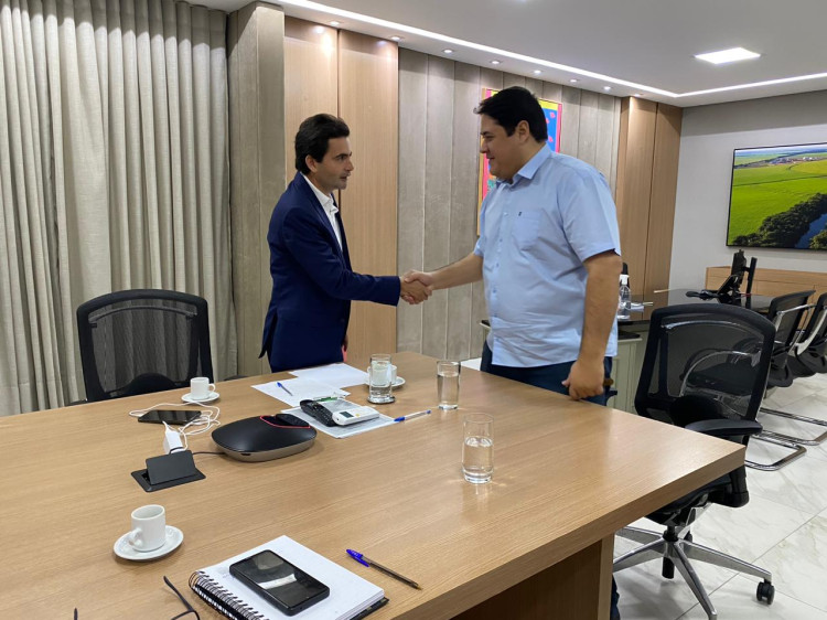 Em Cuiabá, prefeito de Alto Araguaia se reúne com novo secretário-chefe da Casa Civil de MT