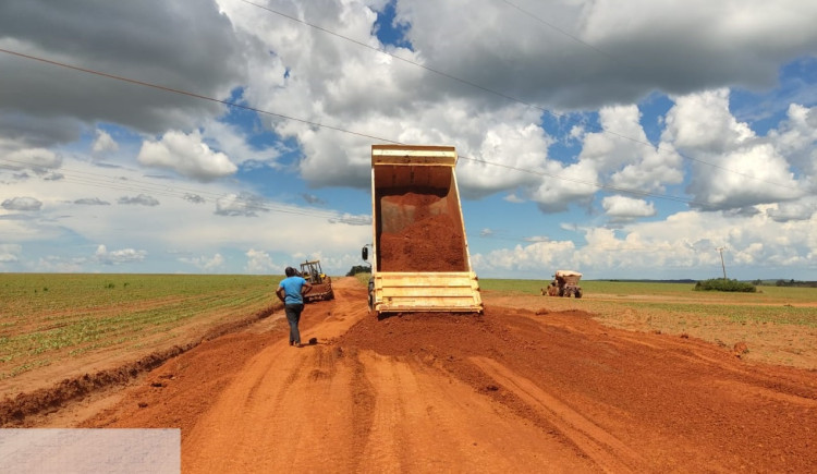 Prefeitura de Alto Araguaia intensifica recuperação de estradas rurais