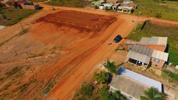 Iniciada construção de quadra poliesportiva para atender moradores do Bairro Maria das Graças e Parque do Cerrado