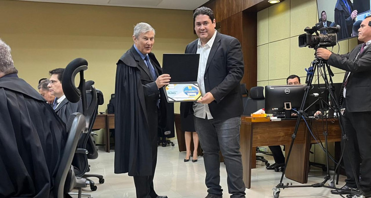 Prefeitura de Alto Araguaia recebe certificado do Programa Nacional de Transparência Pública através do TCE-MT