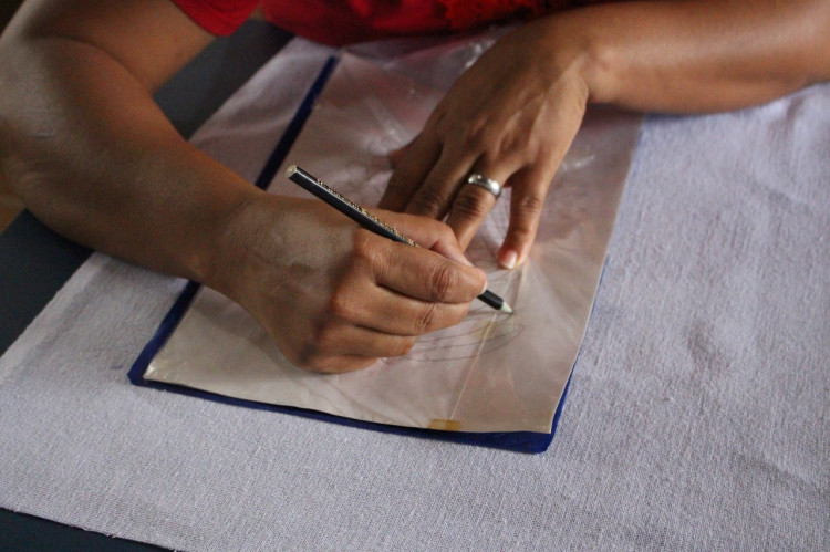 Curso de pintura em tecido é desenvolvido pelo Cras de Alto Araguaia