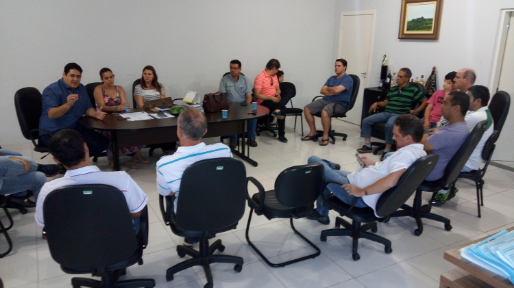 Prefeitura de Alto Araguaia anuncia suspensão de aulas e de serviços por falta de combustível