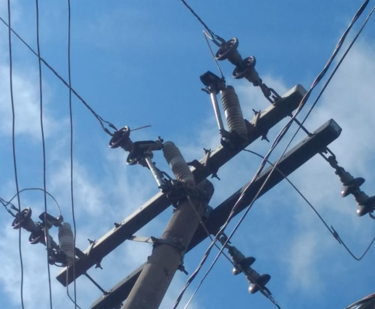 Rompimento de cabo de alta tensão deixa Alto Araguaia sem água nesta terça-feira