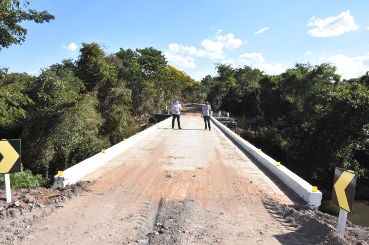 Ponte de concreto sobre o Rio Araguainha é concluída e liberada para tráfego