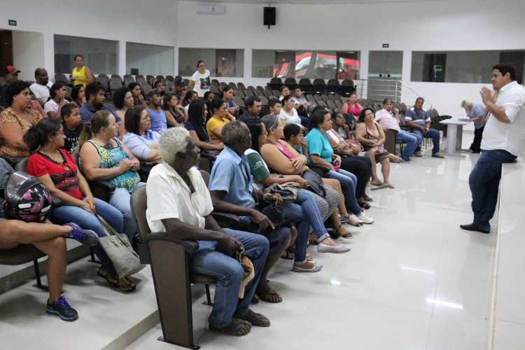 Prefeito Gustavo Melo entrega chaves de 40 casas do Programa Minha Casa Minha Vida em Alto Araguaia