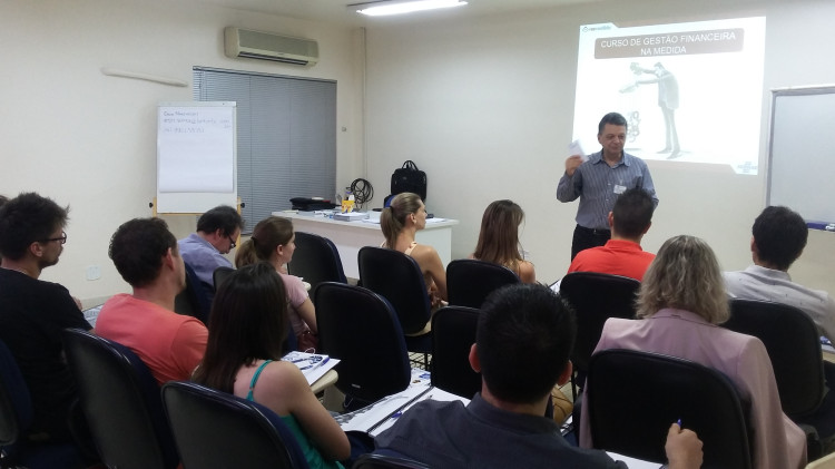 Posto do Sebrae de Alto Araguaia oferta curso de Gestão Financeira para empresários