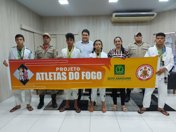 Atletas de Alto Araguaia disputam Campeonato Mundial de Jiu-jitsu em São Paulo