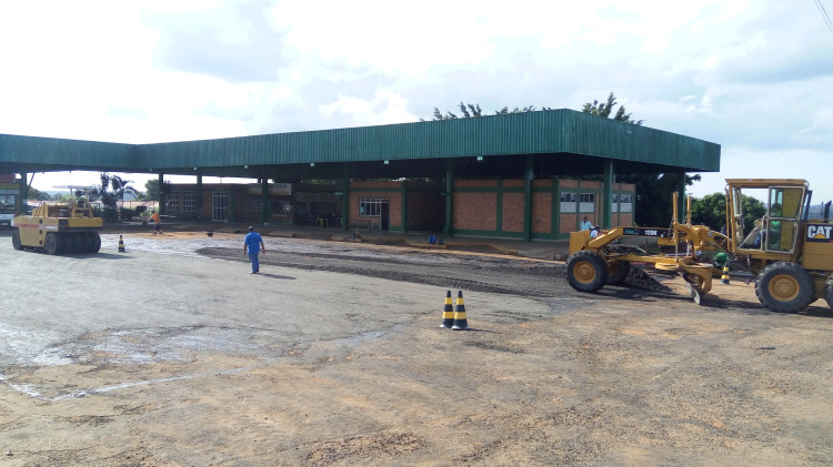 Pátio do terminal rodoviário de Alto Araguaia é recuperado pela SINTRAF