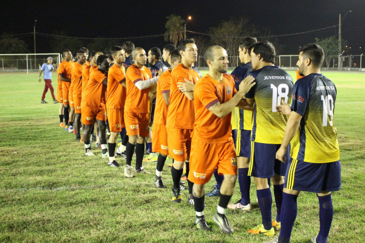 Final é marcada por jogos emocionantes, grande presença de público e transmissão ao vivo via tevê e rádio