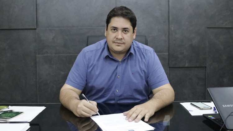 Contas de governo do prefeito Gustavo Melo são aprovadas pelo TCE