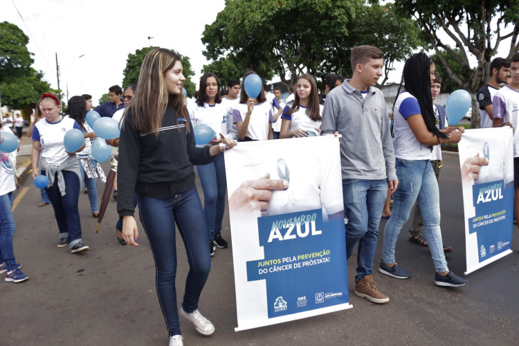 Caminhada da Campanha Novembro Azul alerta sobre prevenção e o diagnóstico precoce do câncer de próstata