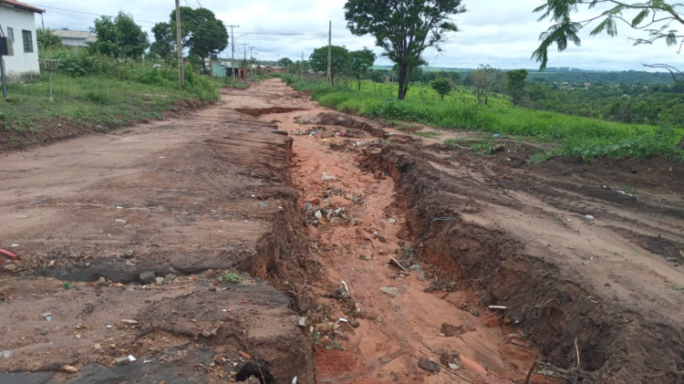 Fortes chuvas geram transtornos e afetam abastecimento de água em Alto Araguaia