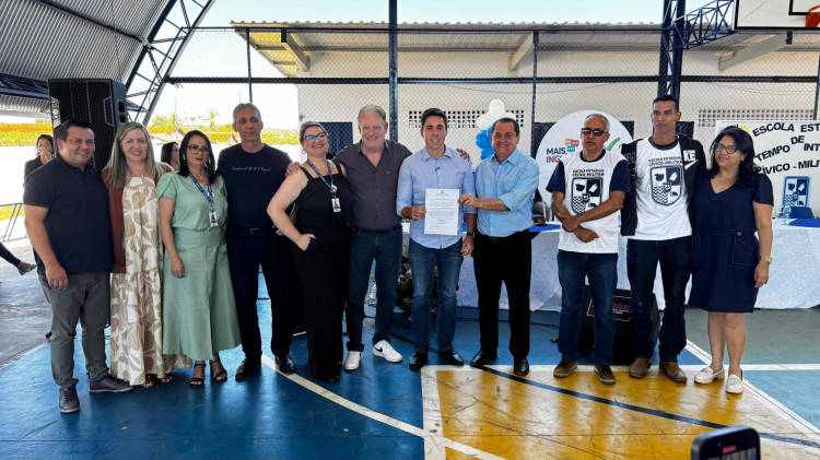Escola Estadual Carlos Hugueney agora integra projeto Cívico-Militar