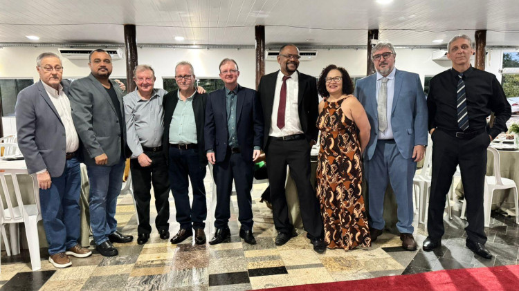 Prefeito prestigia posse da nova diretoria do SintafQuimi; Alberto de Jesus segue presidente até 2030