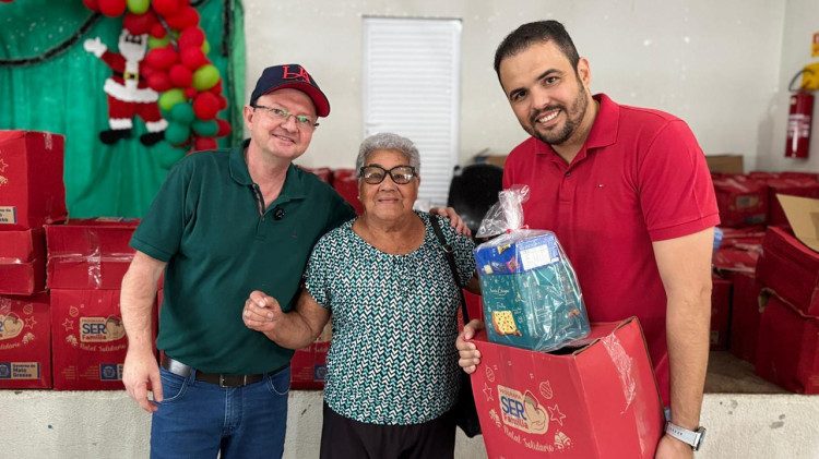Famílias de Alto Araguaia são contempladas com cestas natalinas do Programa Ser Família Solidário