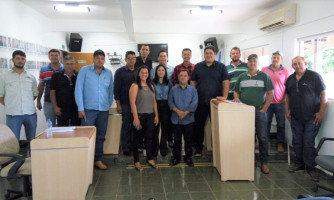 Gustavo Melo participa de reunião com prefeitos do Vale do Araguaia para discutir situação da MT-100
