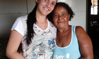 Secretária de Assistência Social visita famílias carentes em Alto Araguaia