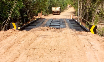 Prefeitura conclui reforma de ponte sobre o Córrego do Rochedo na MT-465 em Alto Araguaia