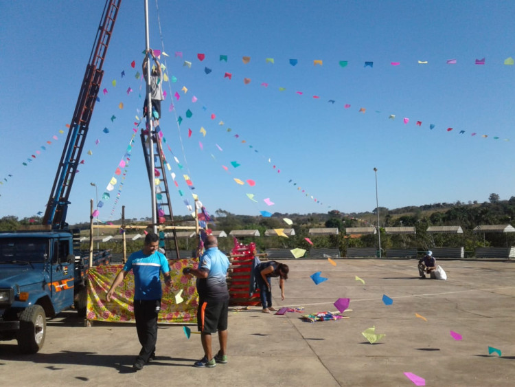 Hoje é dia de Arraiá no Vem Pro Parque em Alto Araguaia