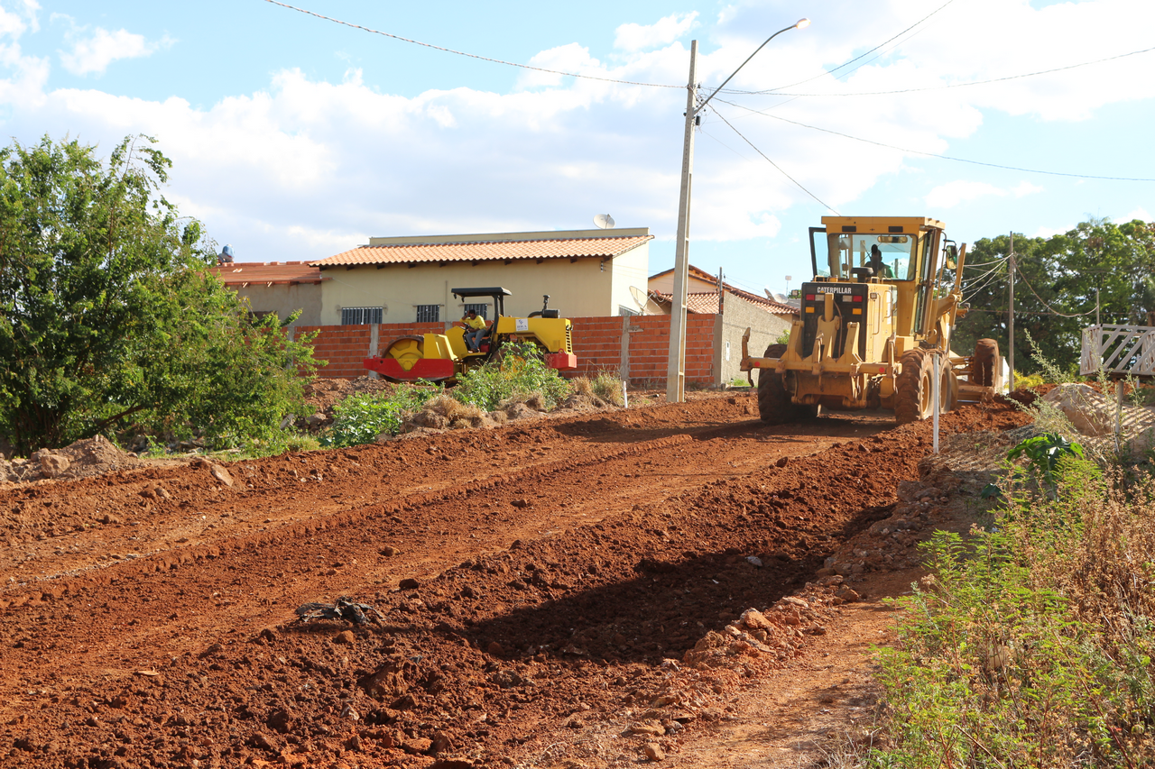 Com recursos próprios, prefeitura de Alto Araguaia anuncia pavimentação de mais ruas no Bairro Morada do Sol