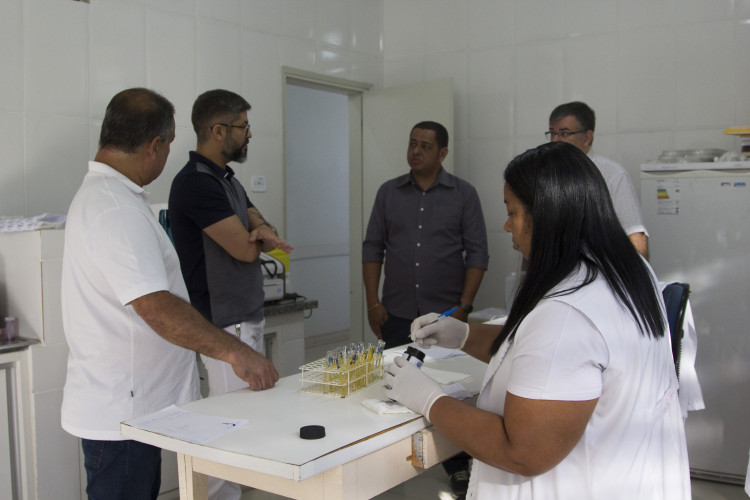 Rede municipal de saúde de Alto Araguaia recebe visita do Ministério Público